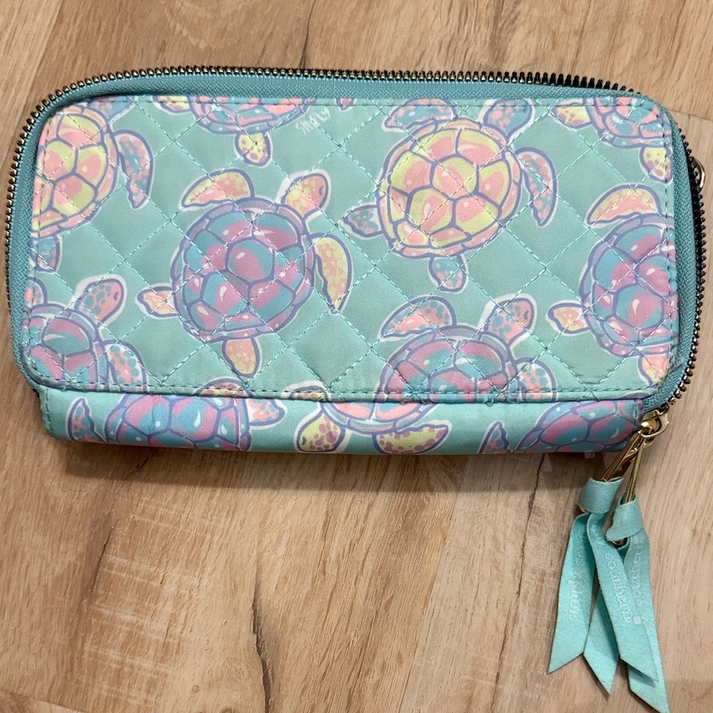 Simply Southern Quilted Turtle Print Wallet - Mint - Picture 2 of 6